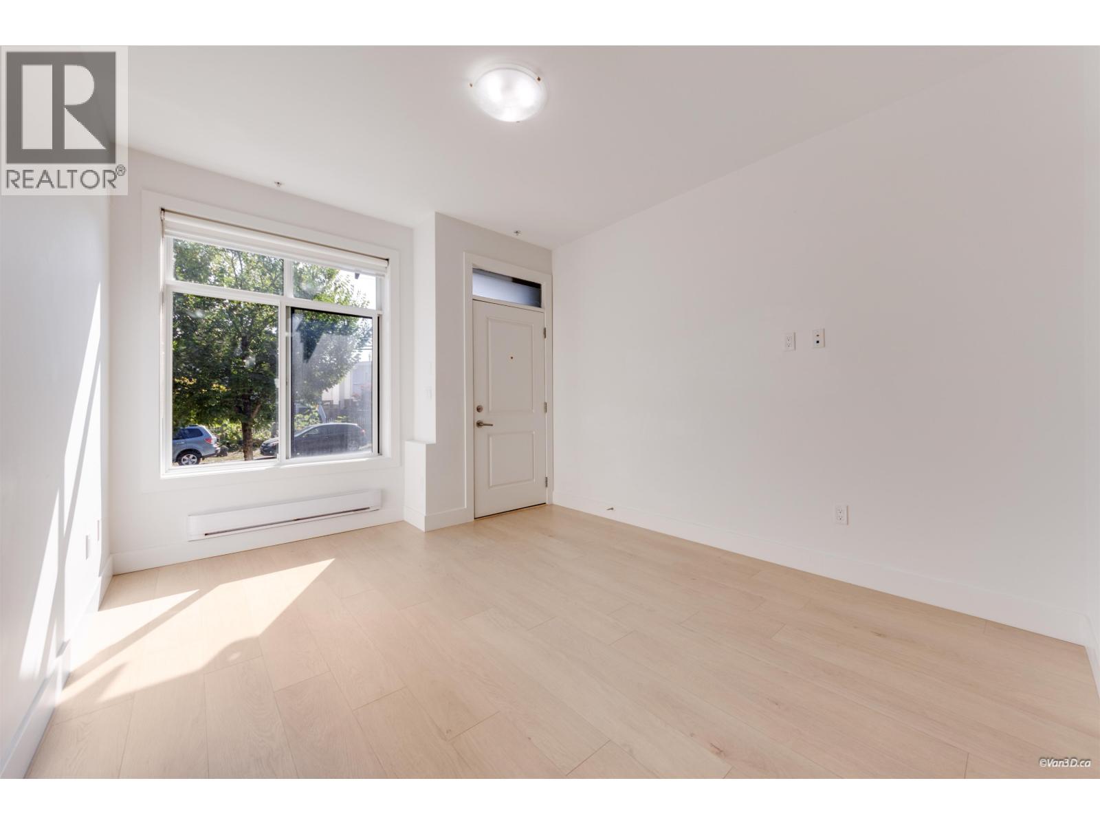 5835 Wales Street, Vancouver, British Columbia V5R 0E6 - Photo 7 - R3164842