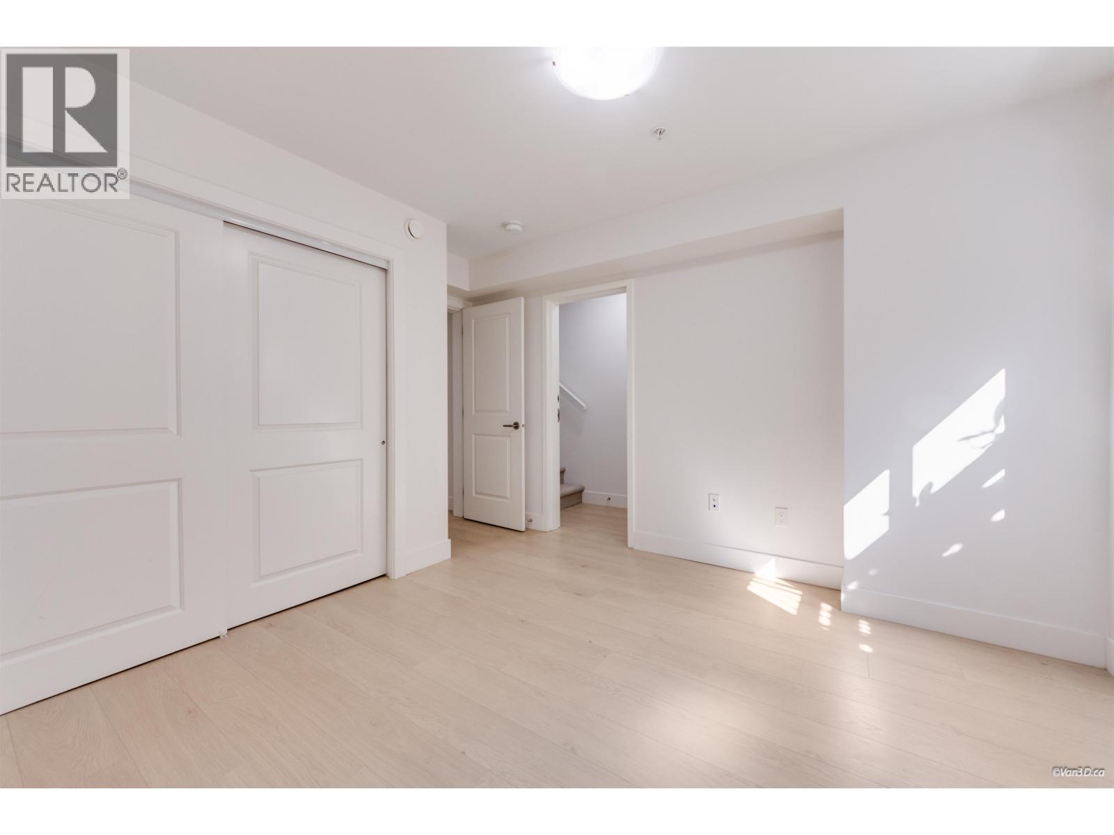 5835 Wales Street, Vancouver, British Columbia V5R 0E6 - Photo 19 - R3164842