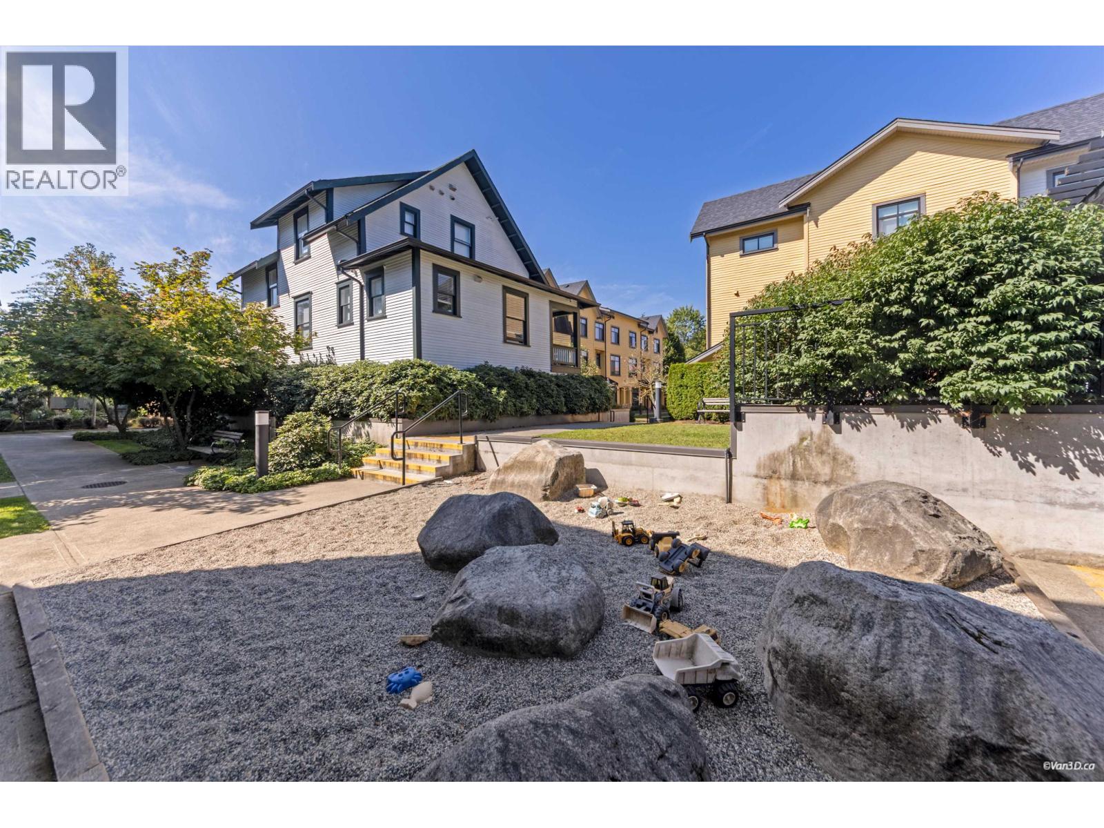 5835 Wales Street, Vancouver, British Columbia V5R 0E6 - Photo 35 - R3164842