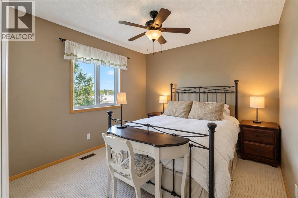 93 Tuscany Meadows Common NW, Calgary, Alberta  T3L 2S7 - Photo 23 - A2344312