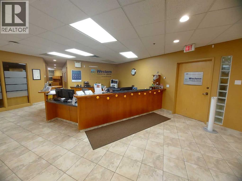101, 4320 50 Avenue, Red Deer, Alberta  T4N 3Z6 - Photo 3 - A2086481