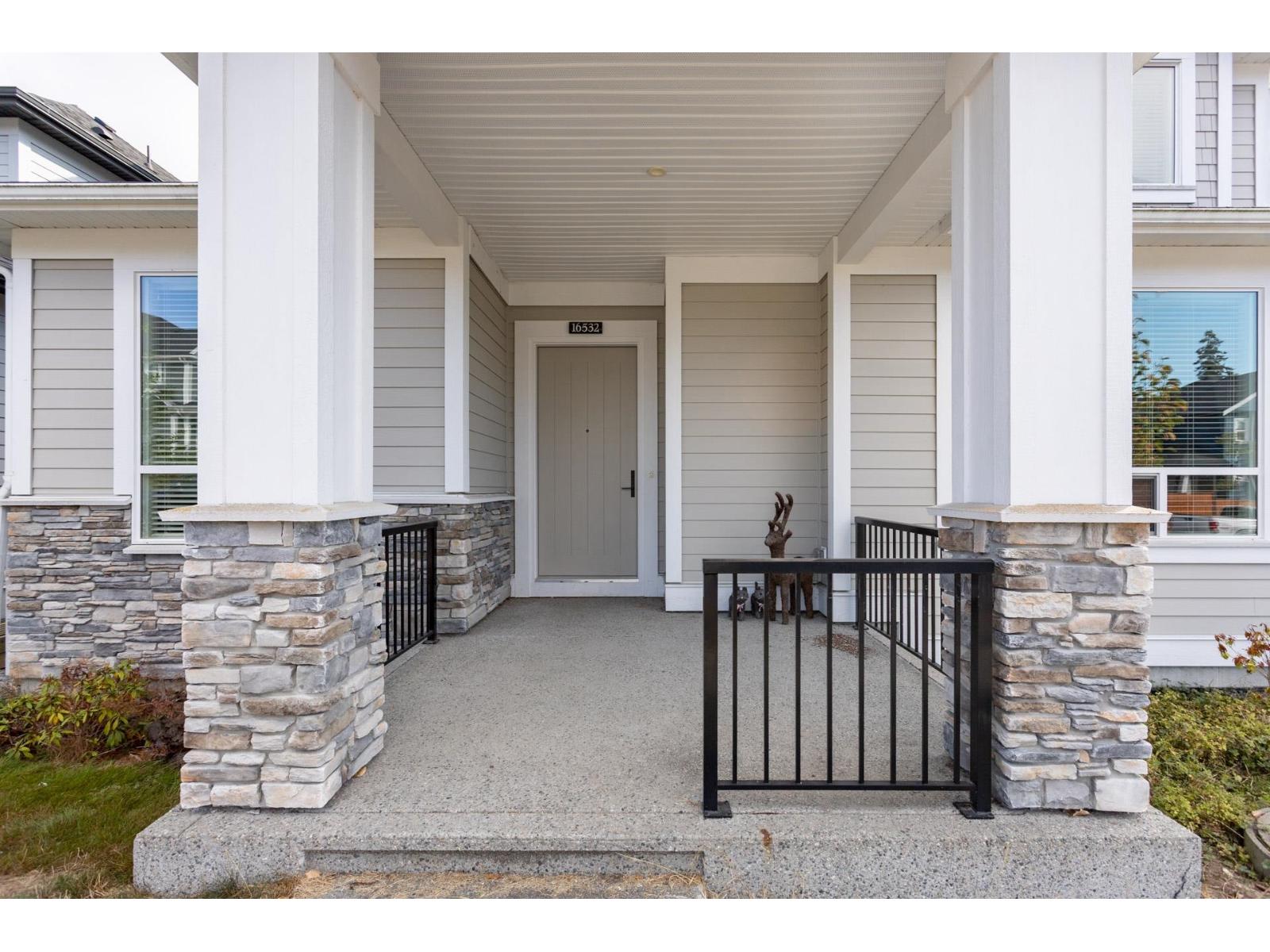 16532 20A AVENUE photo 3
