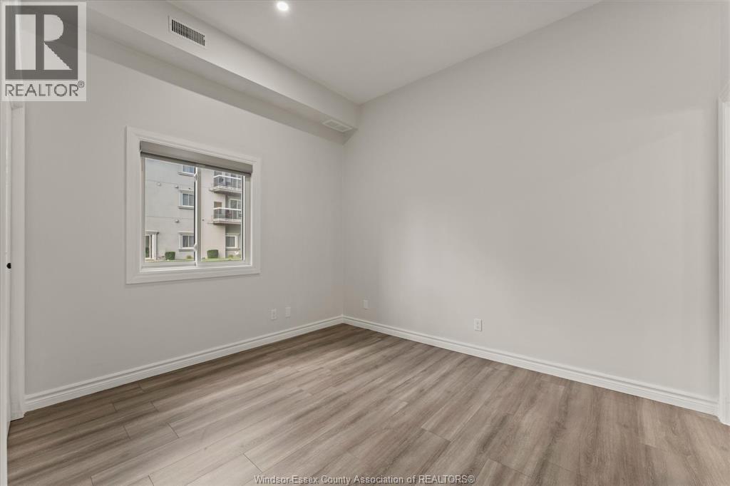 44 Robson Road Unit# 106, Leamington, Ontario  N8H 5E4 - Photo 11 - 26022491