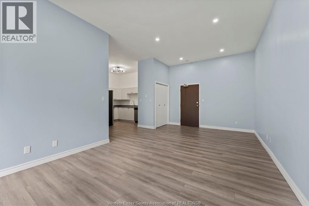 44 Robson Road Unit# 106, Leamington, Ontario  N8H 5E4 - Photo 5 - 26022491