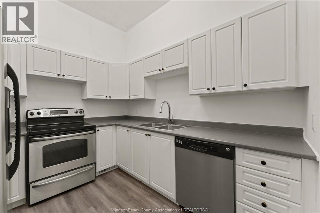 44 Robson Road Unit# 106, Leamington, Ontario  N8H 5E4 - Photo 7 - 26022491