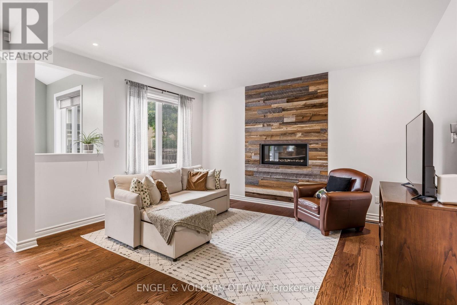 704 Wrangler Circle, Ottawa, Ontario  K2S 0R2 - Photo 5 - X13781064