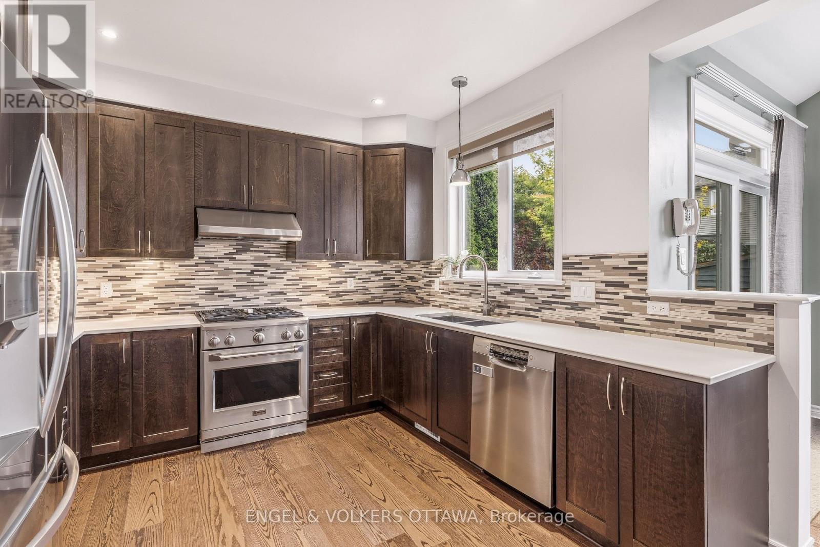 704 Wrangler Circle, Ottawa, Ontario  K2S 0R2 - Photo 8 - X13781064