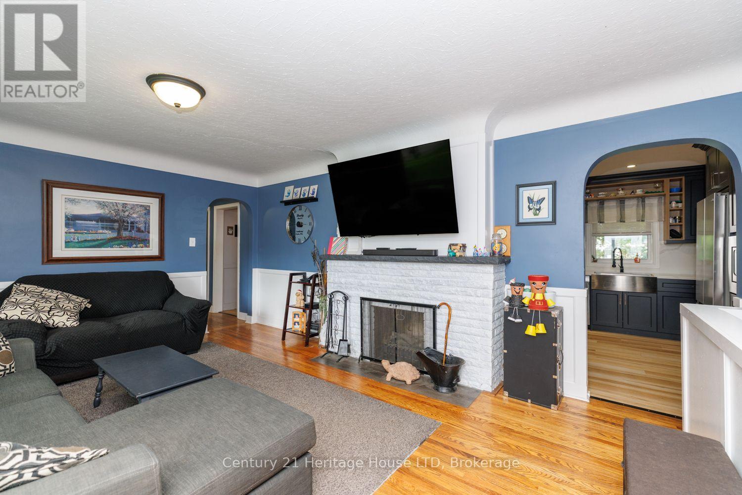 6 Greenock Circle, St. Catharines, Ontario  L2S 1B4 - Photo 7 - X13781102