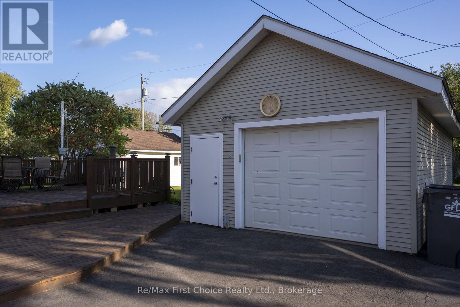 2824 Moodie Street E, Thunder Bay, Ontario  P7E 4Z9 - Photo 2 - X13781080