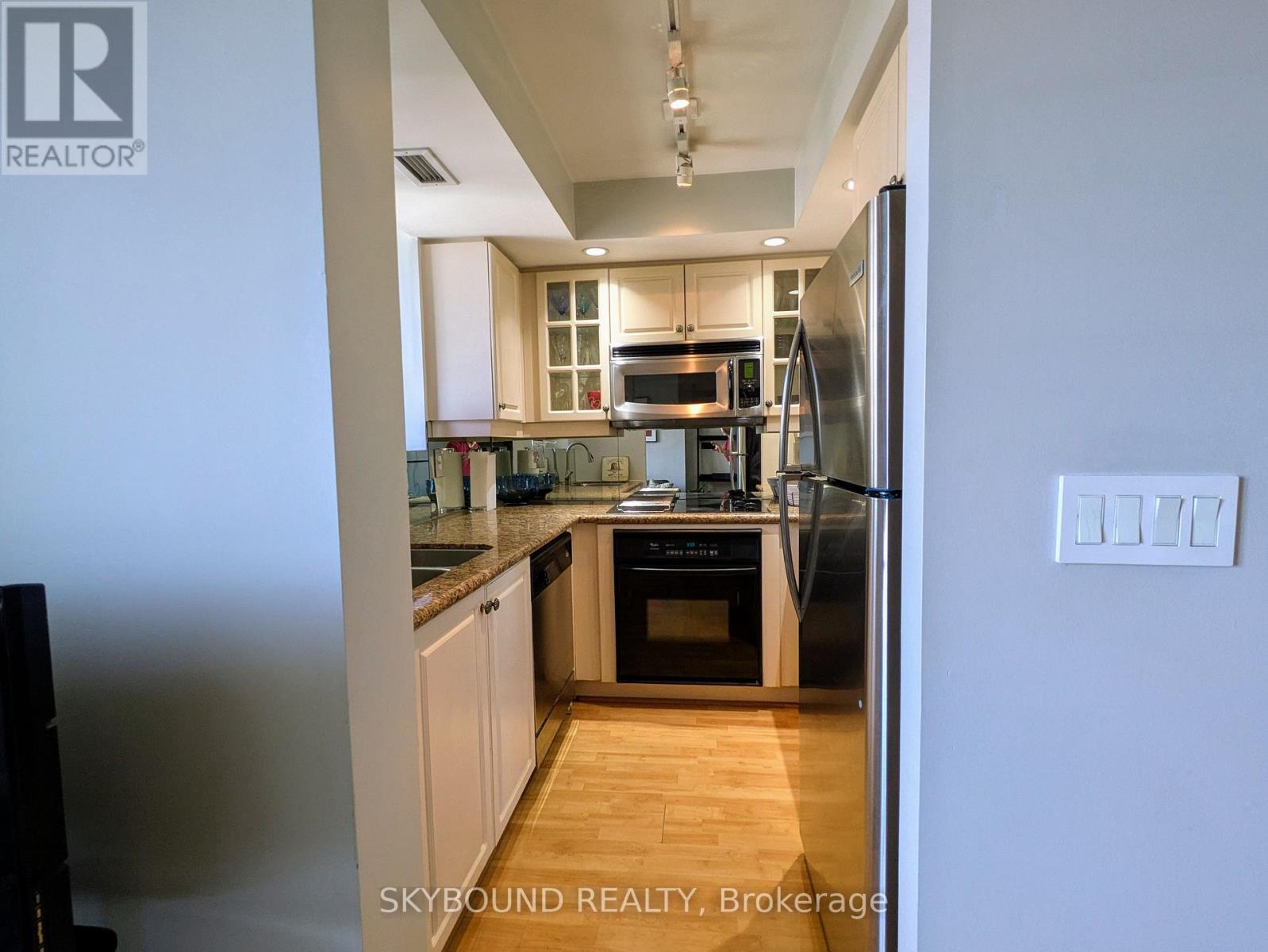 Ph1620 - 140 Simcoe Street, Toronto, Ontario  M5H 4E9 - Photo 16 - C13781112