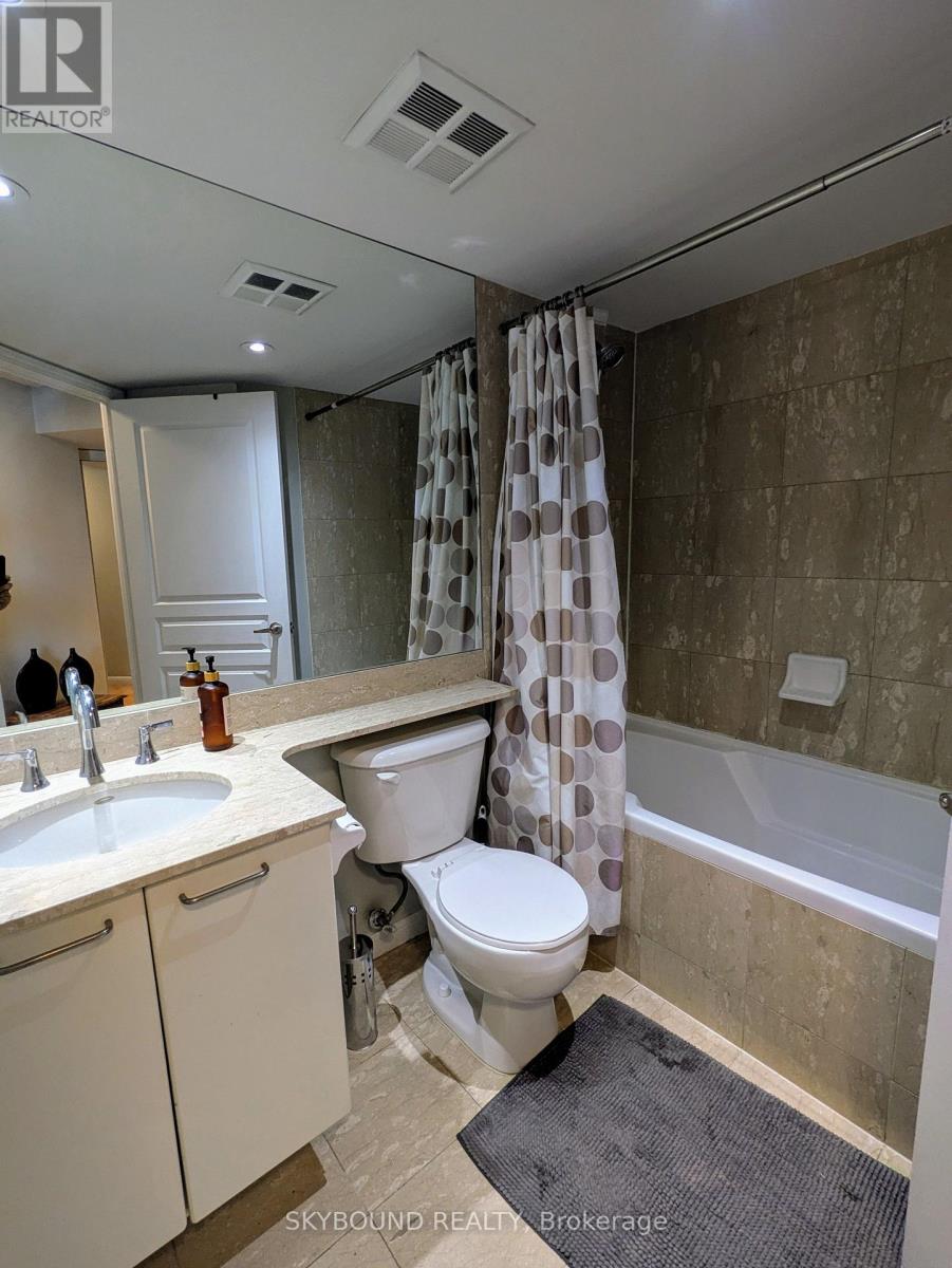Ph1620 - 140 Simcoe Street, Toronto, Ontario  M5H 4E9 - Photo 31 - C13781112