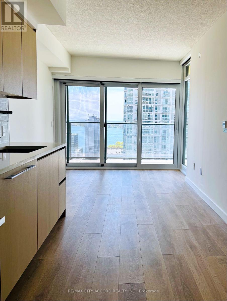 1906 - 1 Concord Cityplace Way, Toronto, Ontario  M5V 0T5 - Photo 2 - C13781114