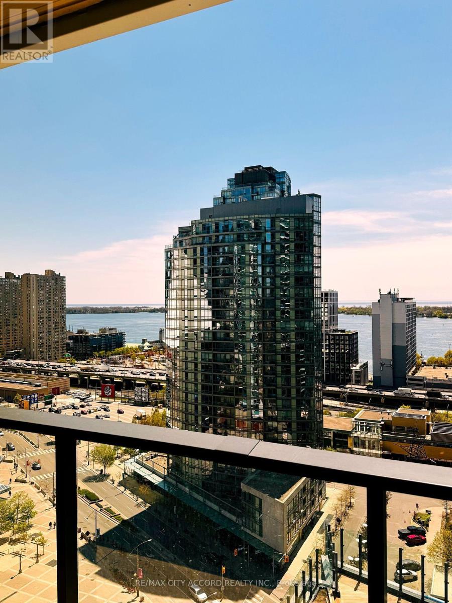 1906 - 1 Concord Cityplace Way, Toronto, Ontario  M5V 0T5 - Photo 5 - C13781114