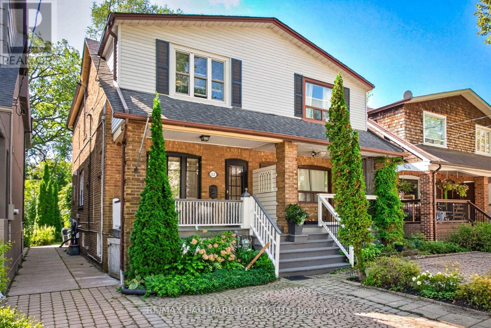337 BALLIOL STREET, Toronto, Ontario