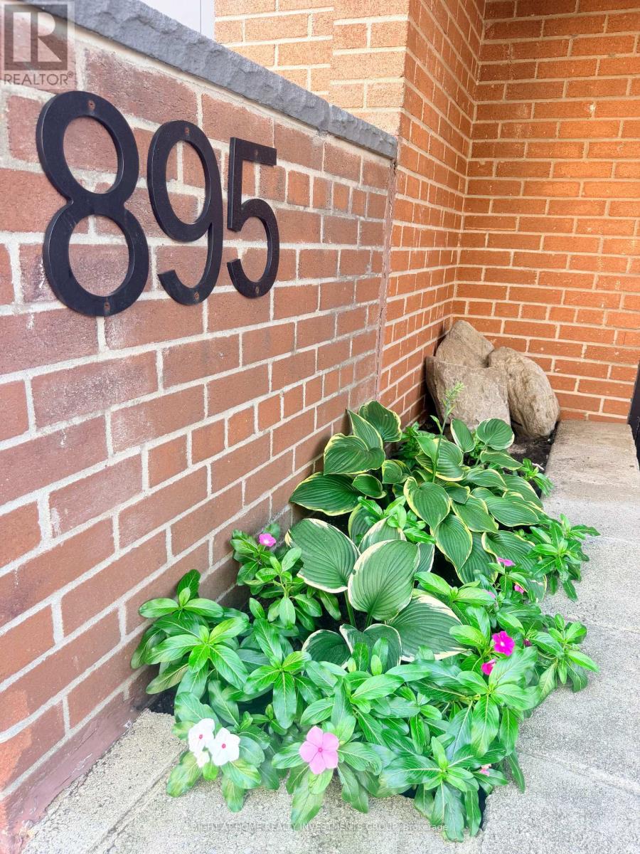 506 - 895 Kennedy Road, Toronto, Ontario  M1K 2E9 - Photo 8 - E13781072