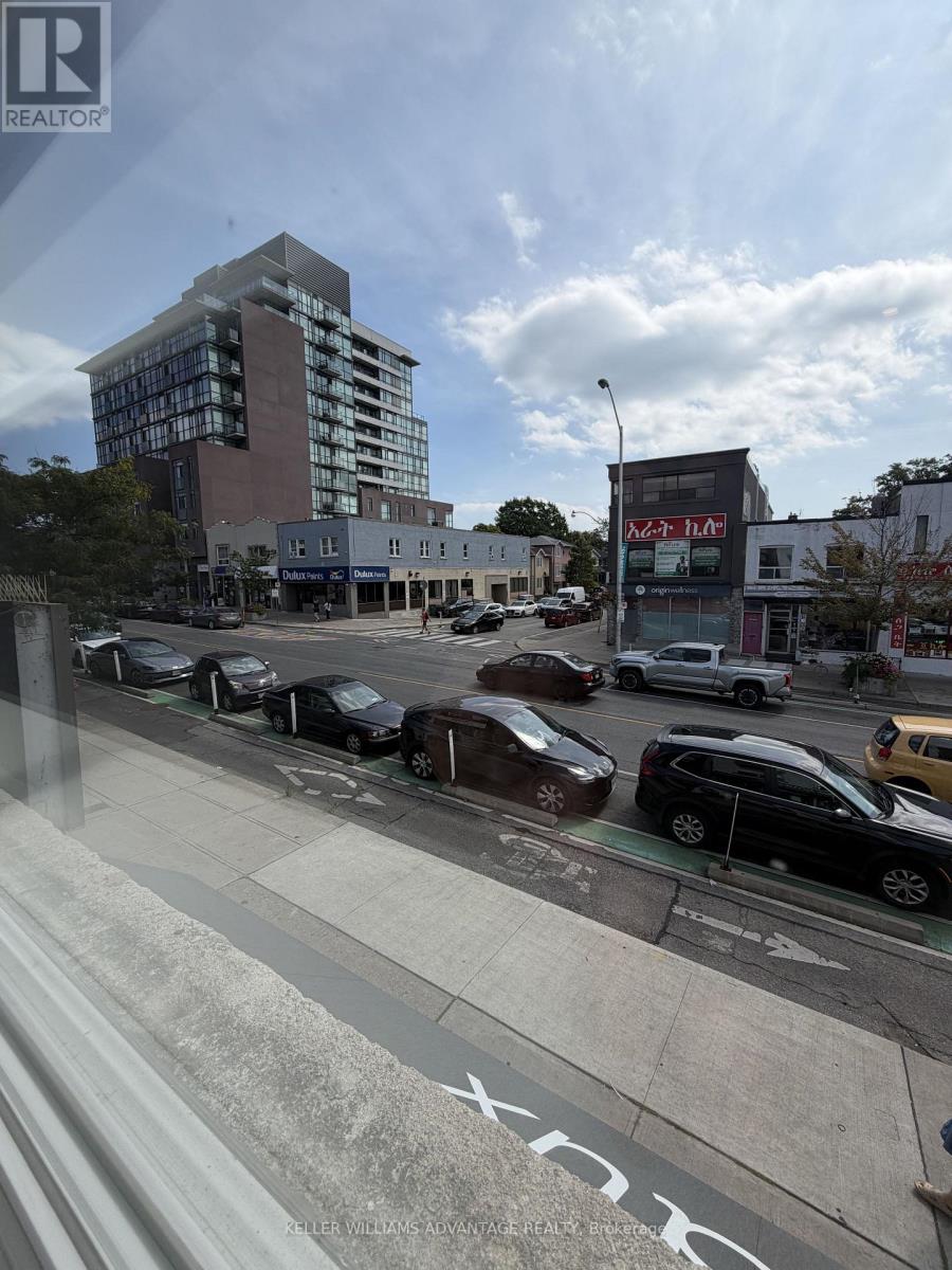 202 - 2034 Danforth Avenue, Toronto, Ontario  M4C 1J6 - Photo 18 - E13781130