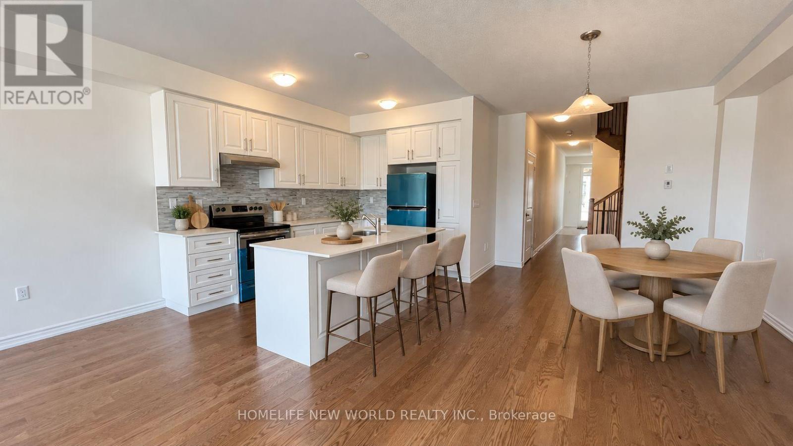 35 Floodgate Road, Whitby, Ontario  L1P 0P5 - Photo 5 - E13781166