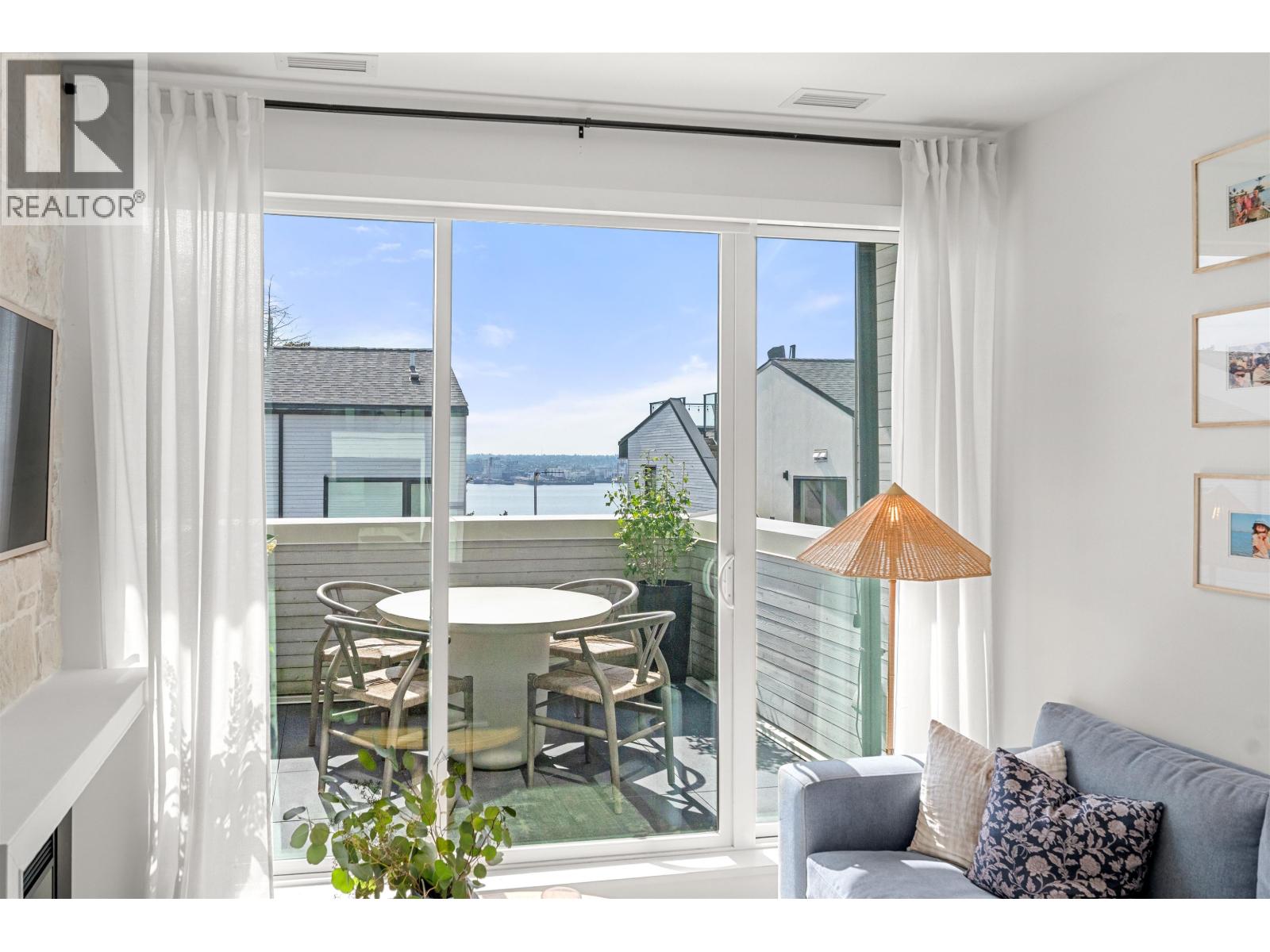 224 650 E 2nd Street, North Vancouver, British Columbia  V7L 1E3 - Photo 5 - R3164898