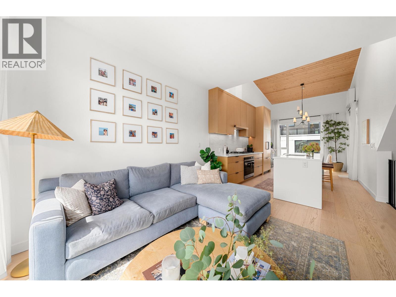 224 650 E 2nd Street, North Vancouver, British Columbia  V7L 1E3 - Photo 6 - R3164898
