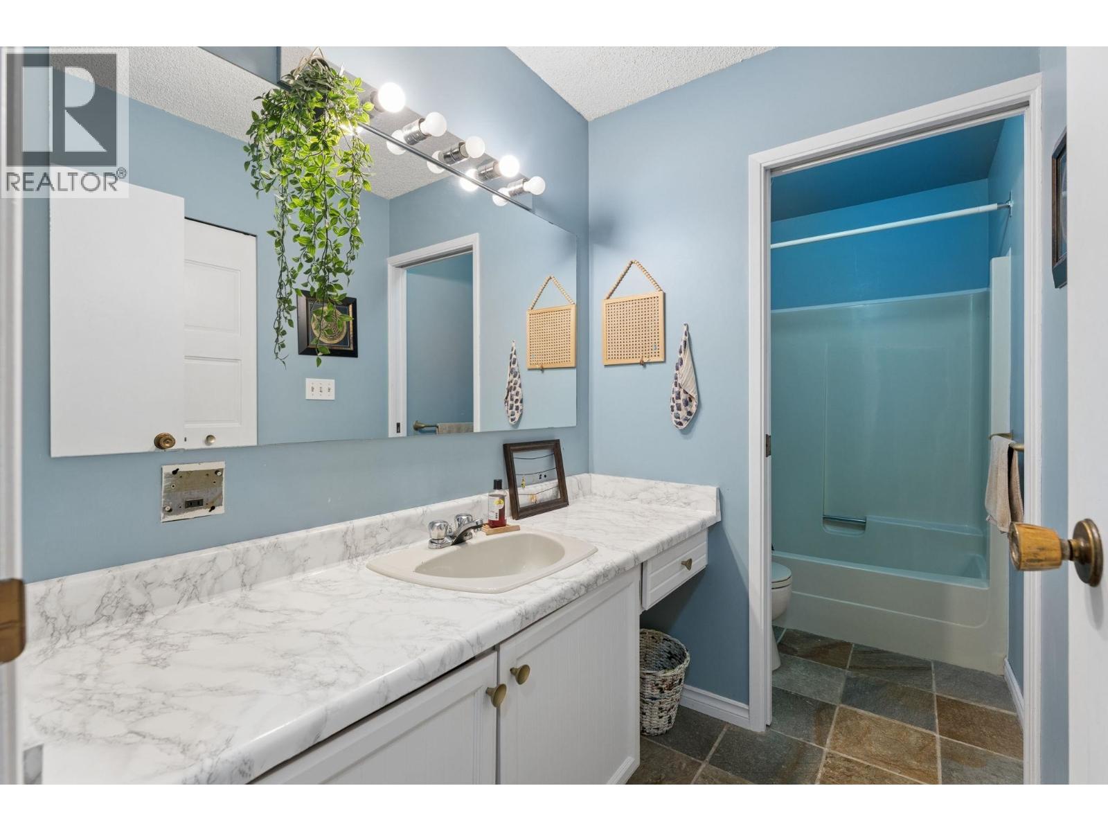 834 Hendecourt Road, North Vancouver, British Columbia  V7K 2Y2 - Photo 19 - R3164915
