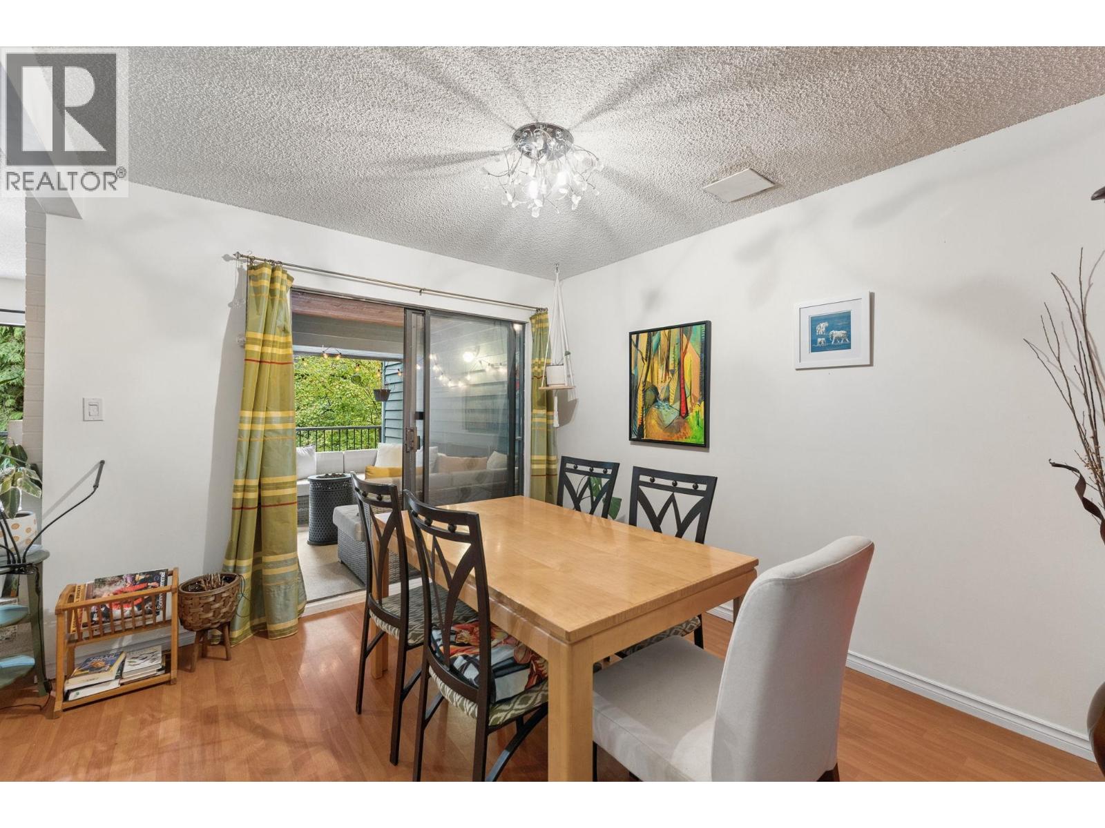 834 Hendecourt Road, North Vancouver, British Columbia  V7K 2Y2 - Photo 5 - R3164915