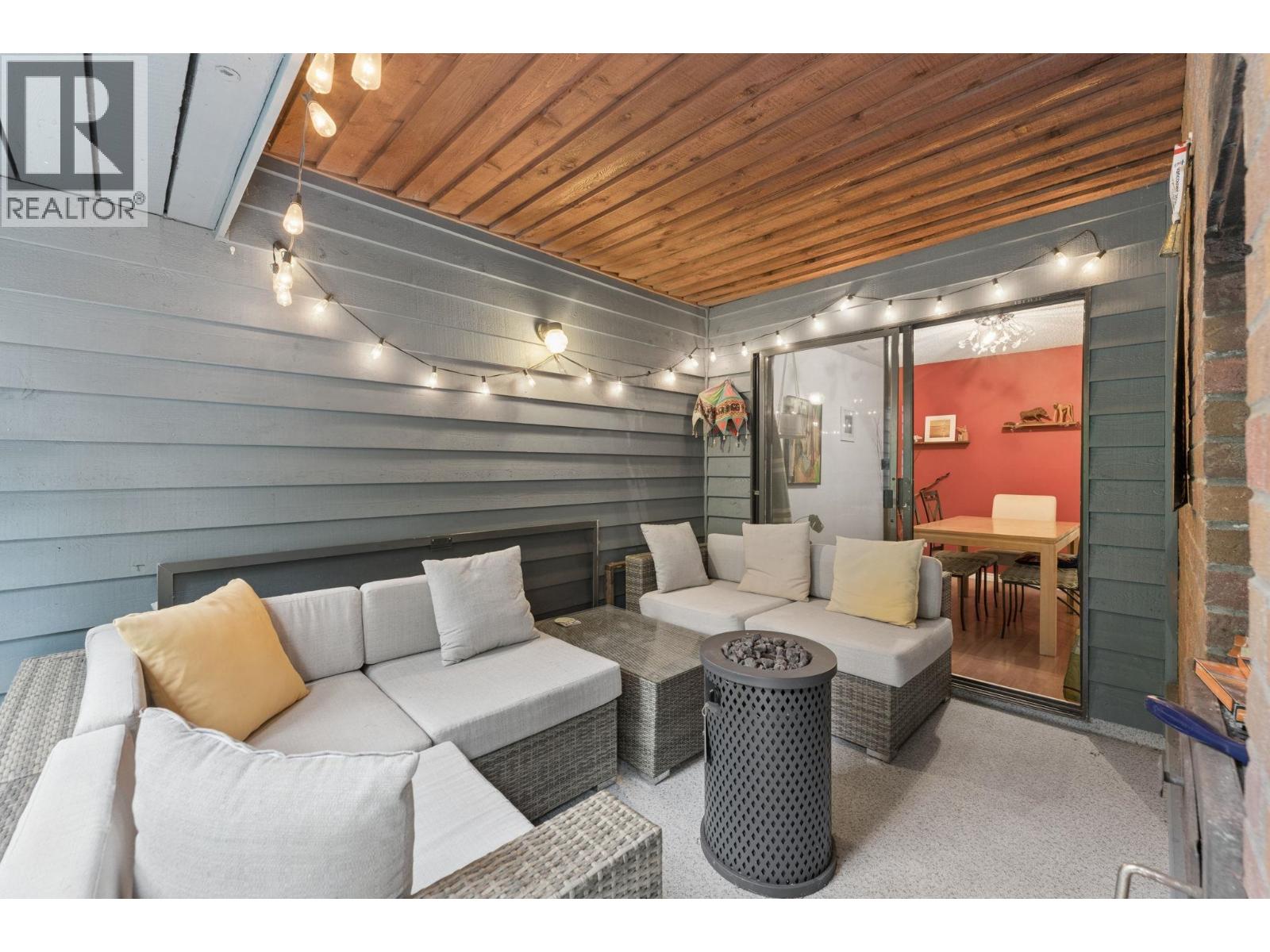 834 Hendecourt Road, North Vancouver, British Columbia  V7K 2Y2 - Photo 6 - R3164915