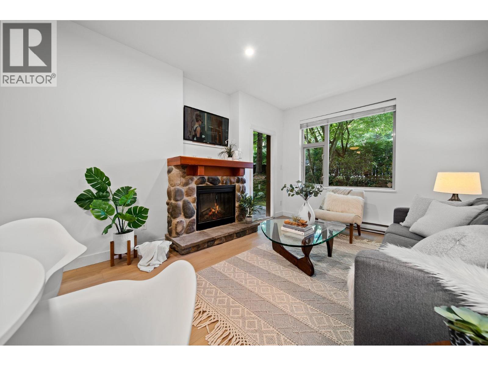 108 675 Park Crescent, New Westminster, British Columbia  V3L 5W4 - Photo 3 - R3164925
