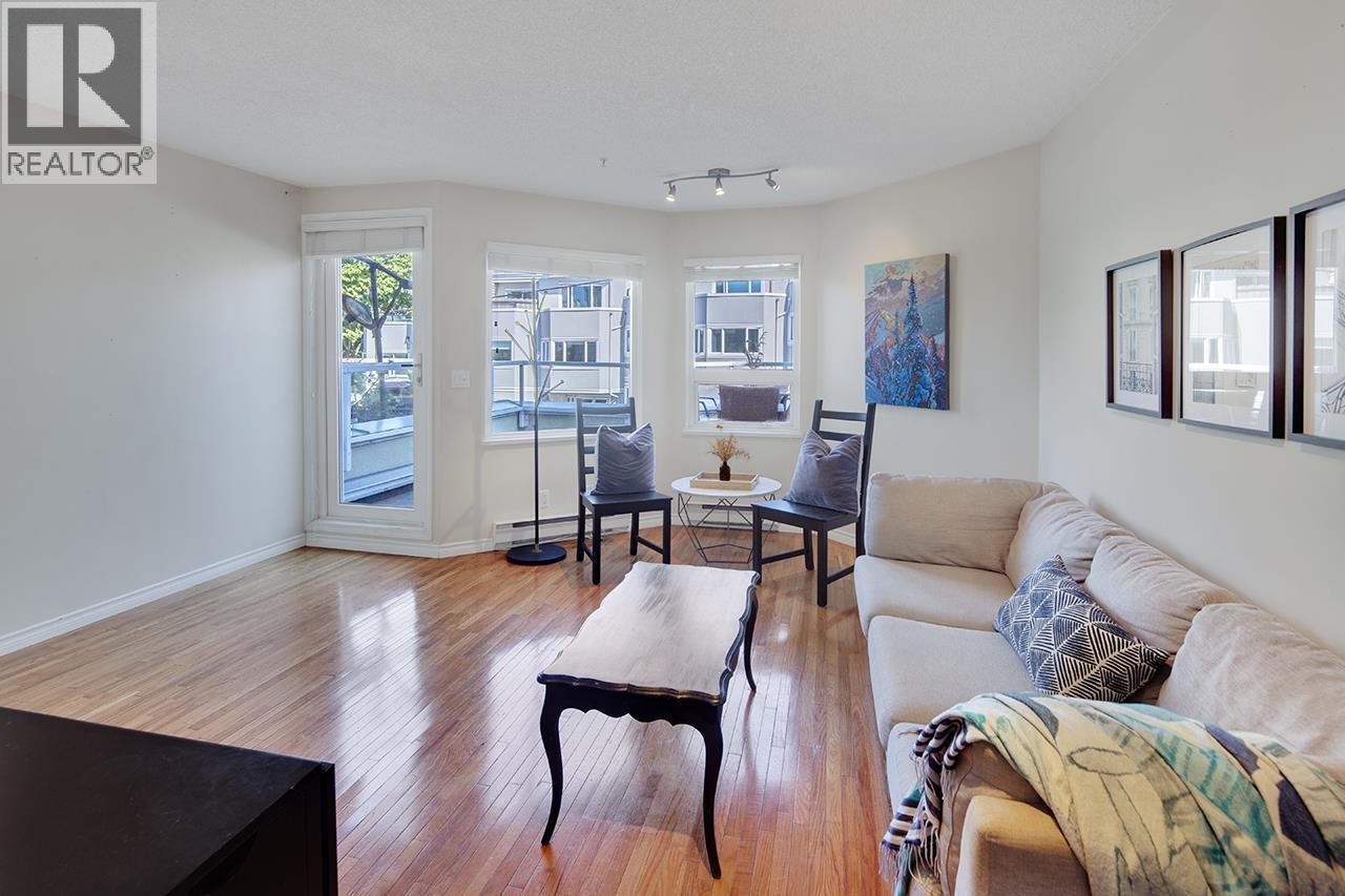 1210 W 7th Avenue, Vancouver, British Columbia  V6H 1B6 - Photo 5 - R3164932