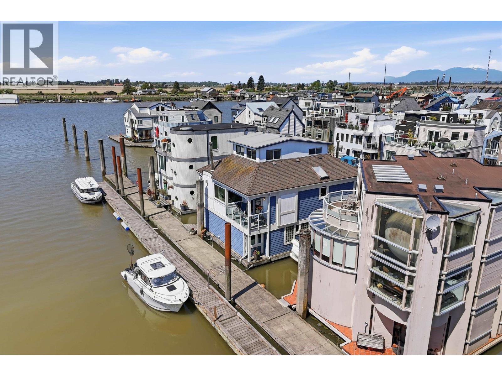 5 3459 W River Road, Delta, British Columbia  V4K 4Y6 - Photo 2 - R3164862