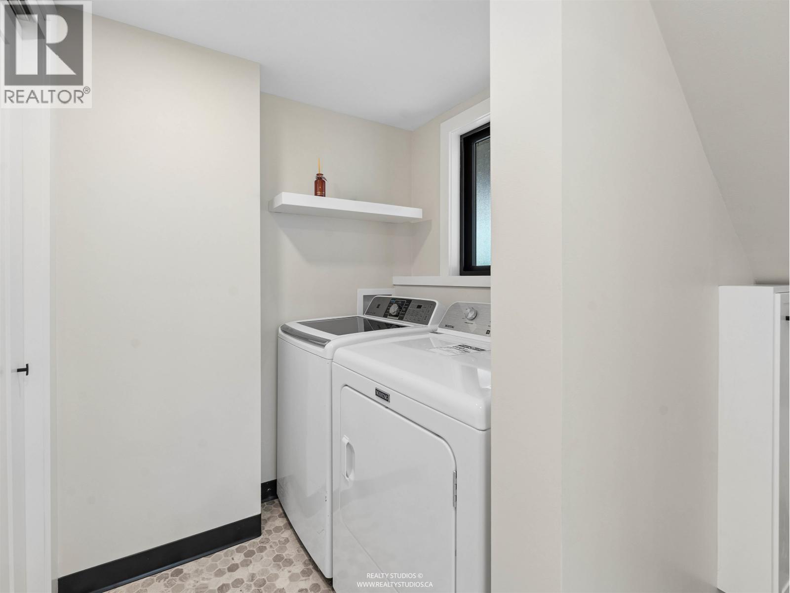 1895 Bow Drive, Coquitlam, British Columbia  V3E 1P7 - Photo 33 - R3164871
