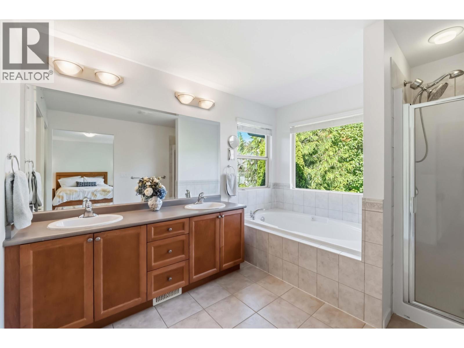 10676 247a Street, Maple Ridge, British Columbia  V2W 0A6 - Photo 20 - R3164886