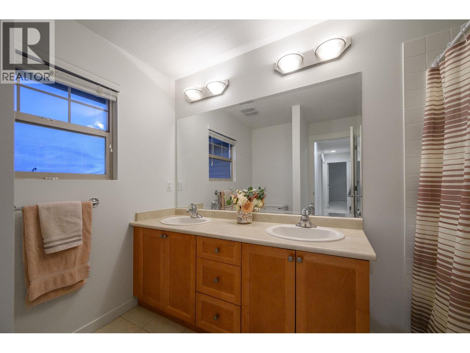 10676 247a Street, Maple Ridge, British Columbia  V2W 0A6 - Photo 24 - R3164886