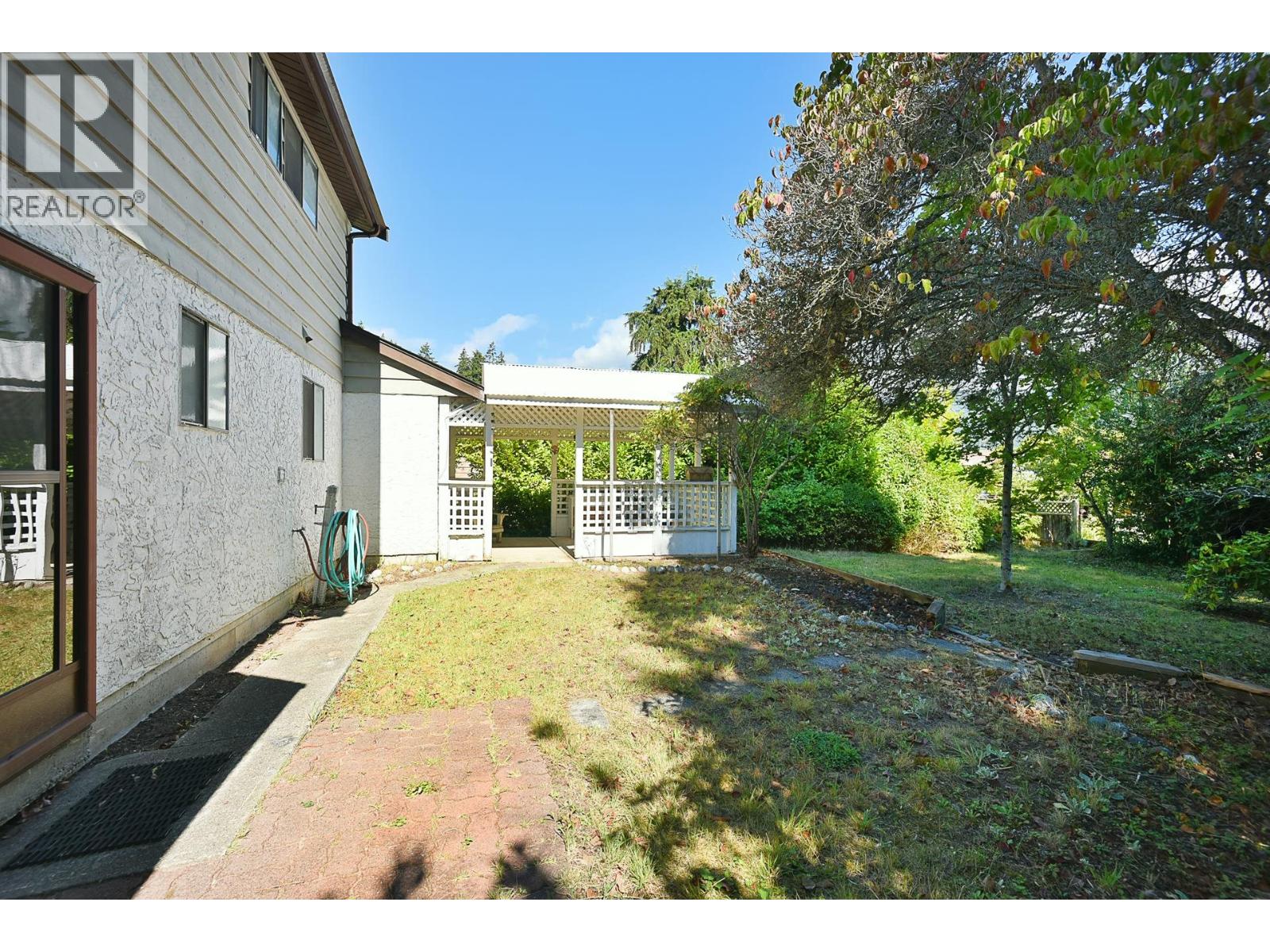 5749 Surf Circle, Sechelt, British Columbia  V0N 3A0 - Photo 20 - R3164890