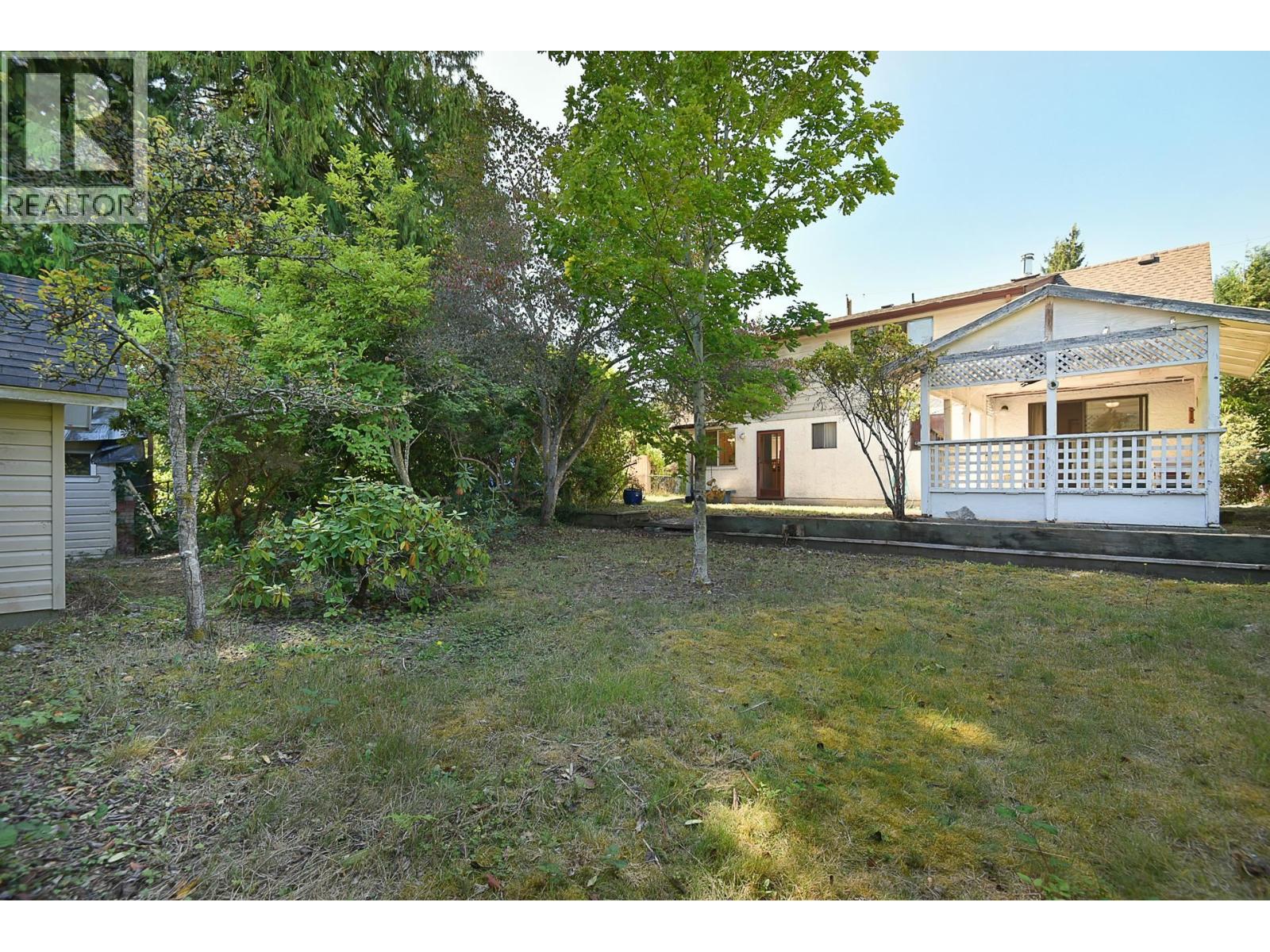 5749 Surf Circle, Sechelt, British Columbia  V0N 3A0 - Photo 22 - R3164890