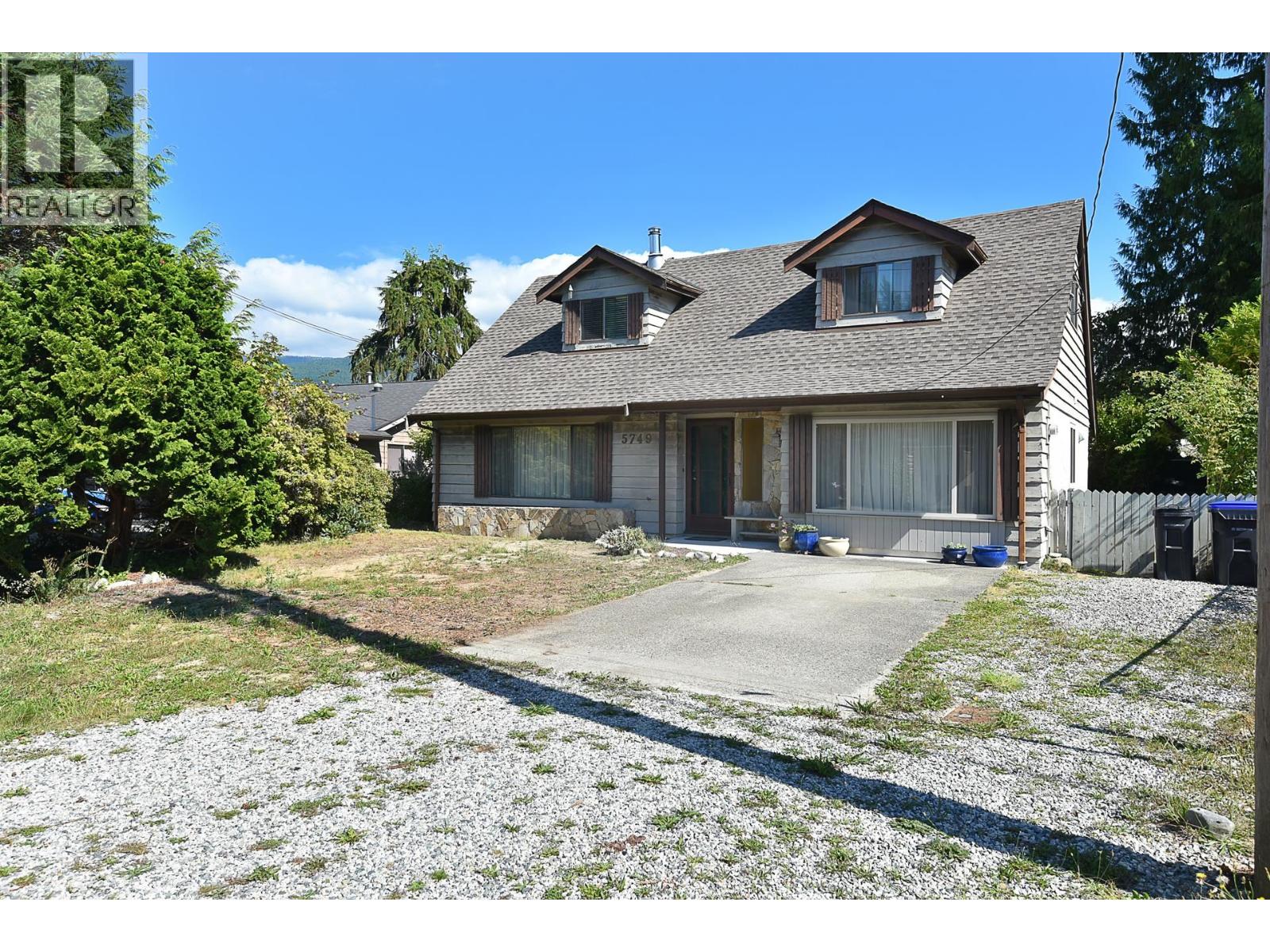 5749 Surf Circle, Sechelt, British Columbia  V0N 3A0 - Photo 23 - R3164890