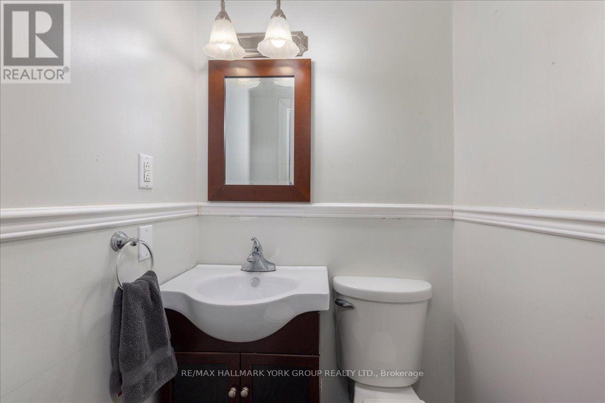 18 Ravenswood Drive, Georgina, Ontario  L0E 1L0 - Photo 26 - N13781174