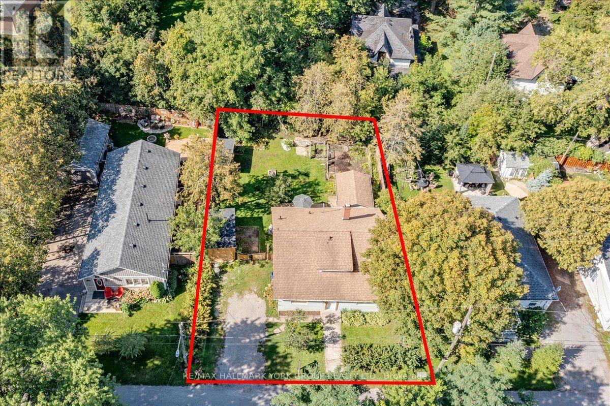 18 Ravenswood Drive, Georgina, Ontario  L0E 1L0 - Photo 5 - N13781174