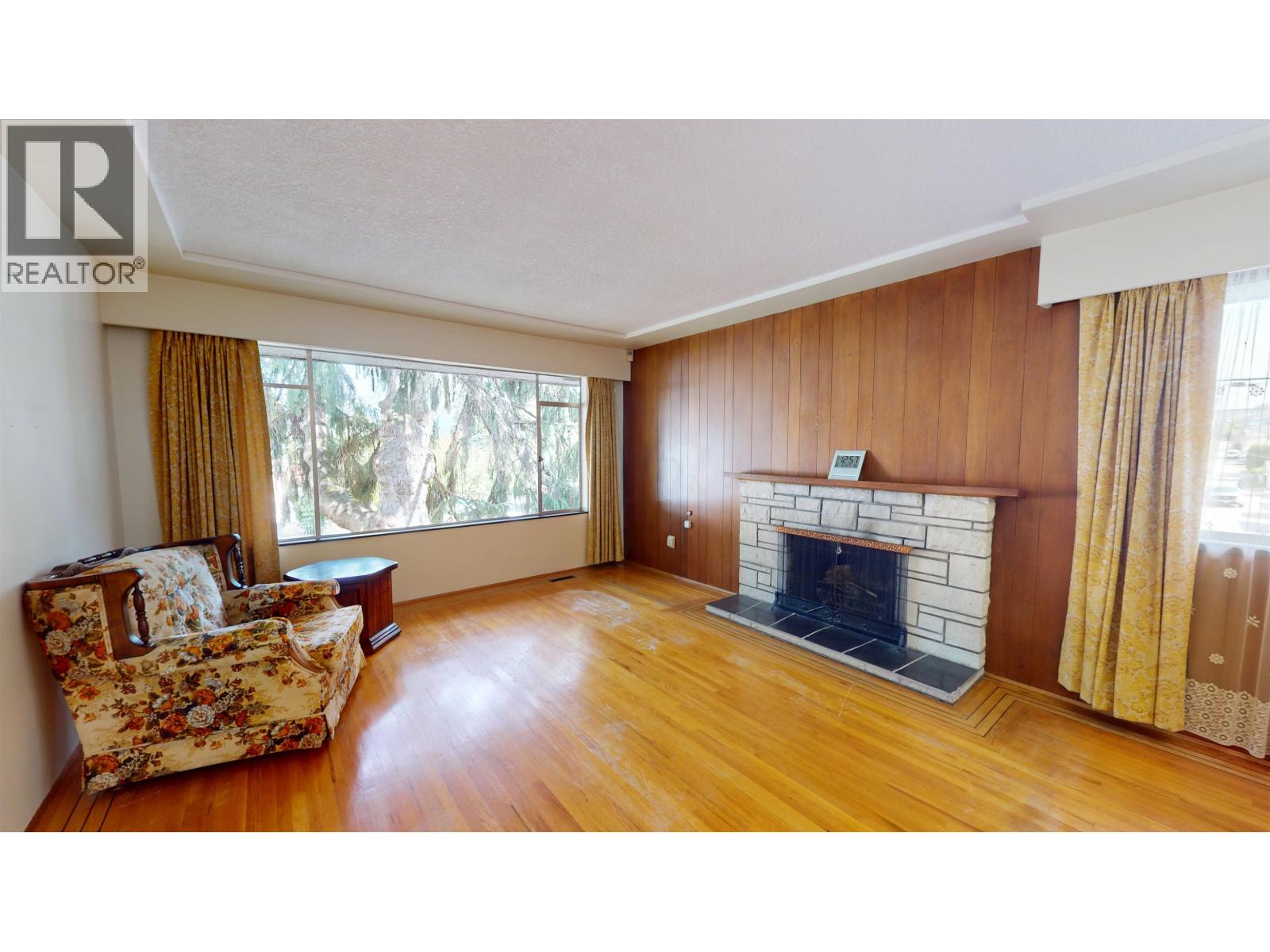 492 Aubrey Place, Vancouver, British Columbia  V5V 2T6 - Photo 4 - R3164894