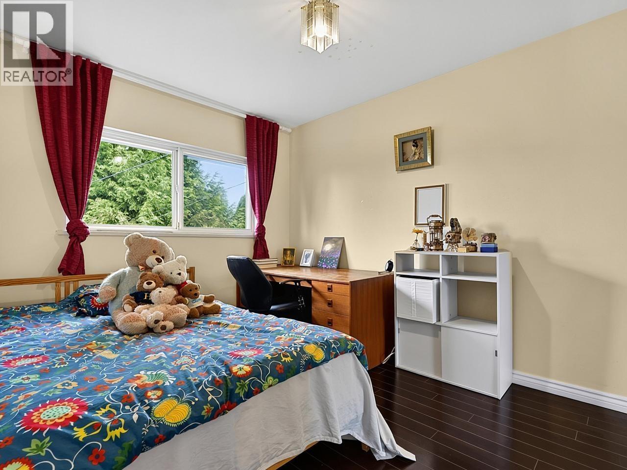 937 Kinsac Street, Coquitlam, British Columbia  V3J 4T8 - Photo 13 - R3164908