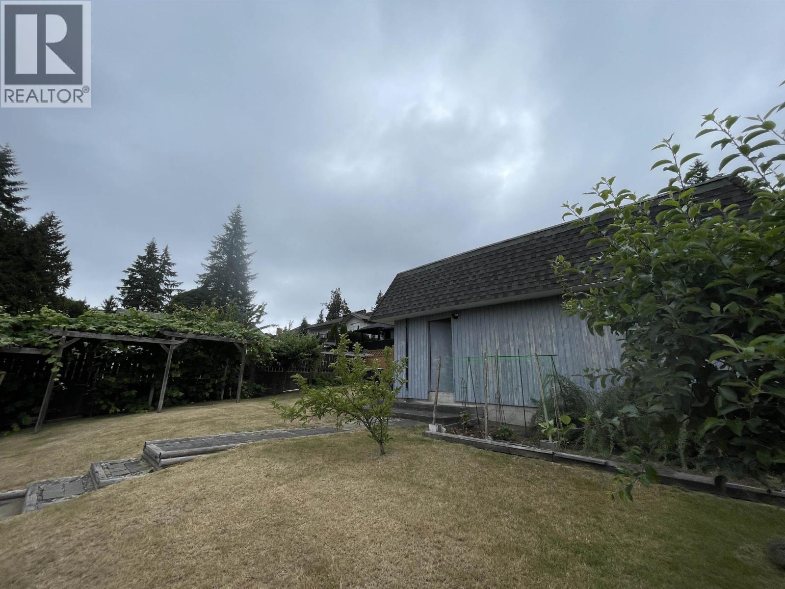 937 Kinsac Street, Coquitlam, British Columbia  V3J 4T8 - Photo 34 - R3164908