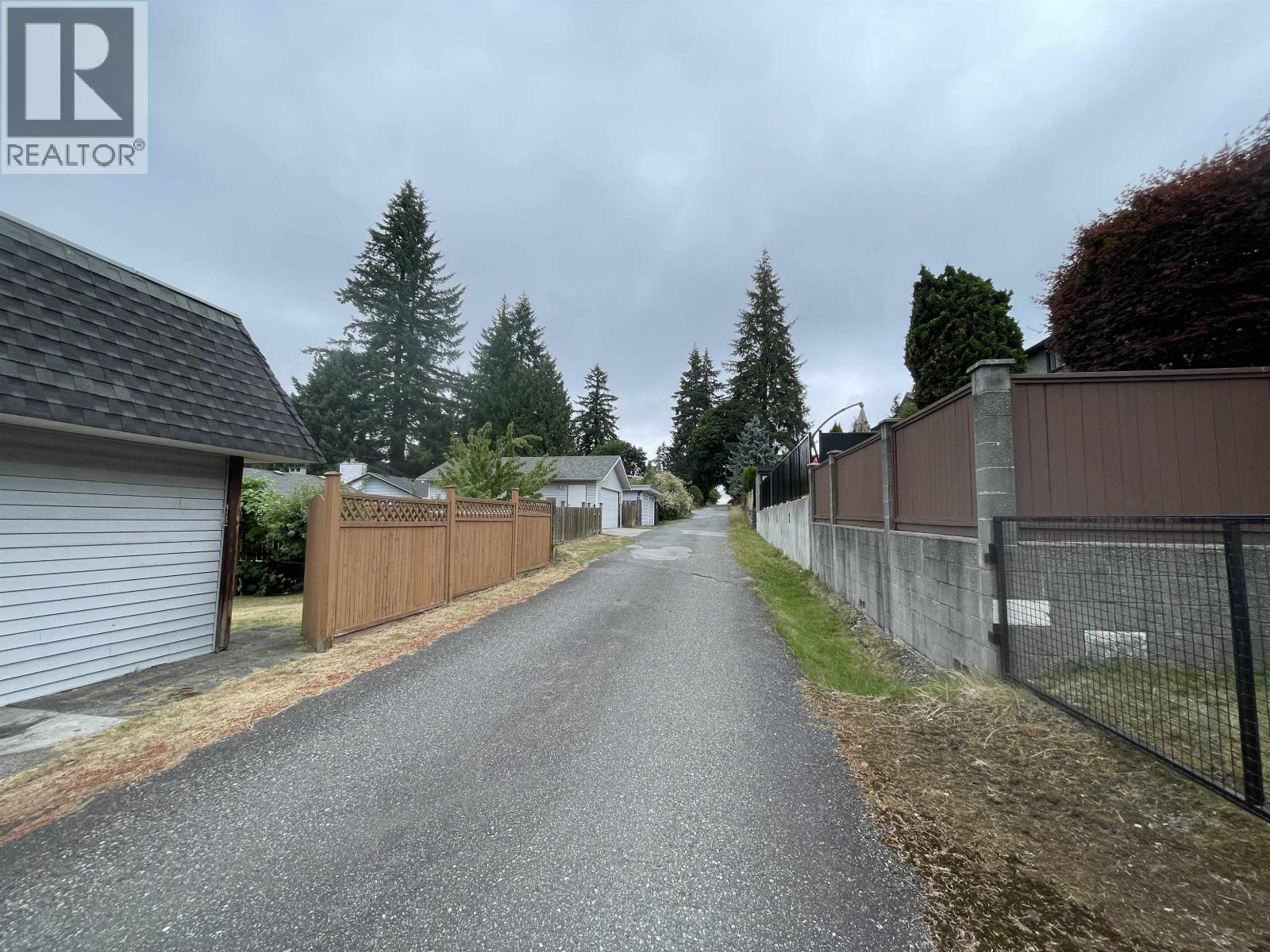 937 Kinsac Street, Coquitlam, British Columbia  V3J 4T8 - Photo 38 - R3164908