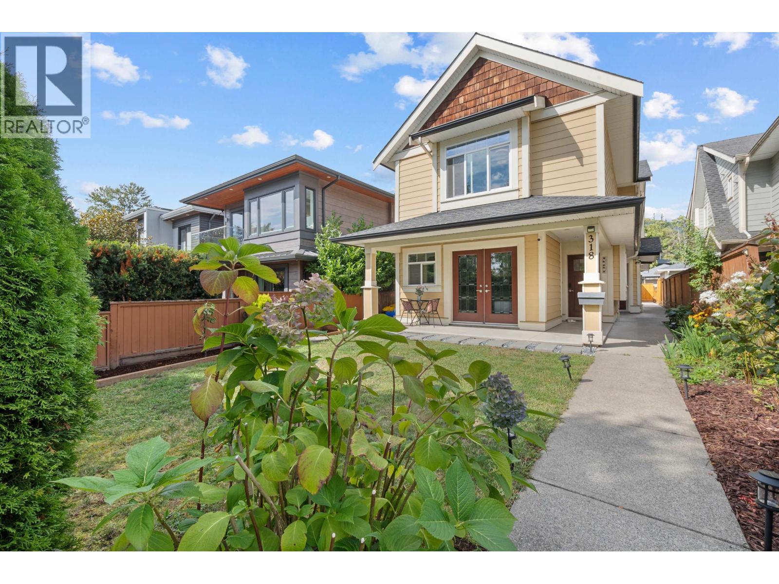 318 W 18TH STREET, north vancouver, British Columbia