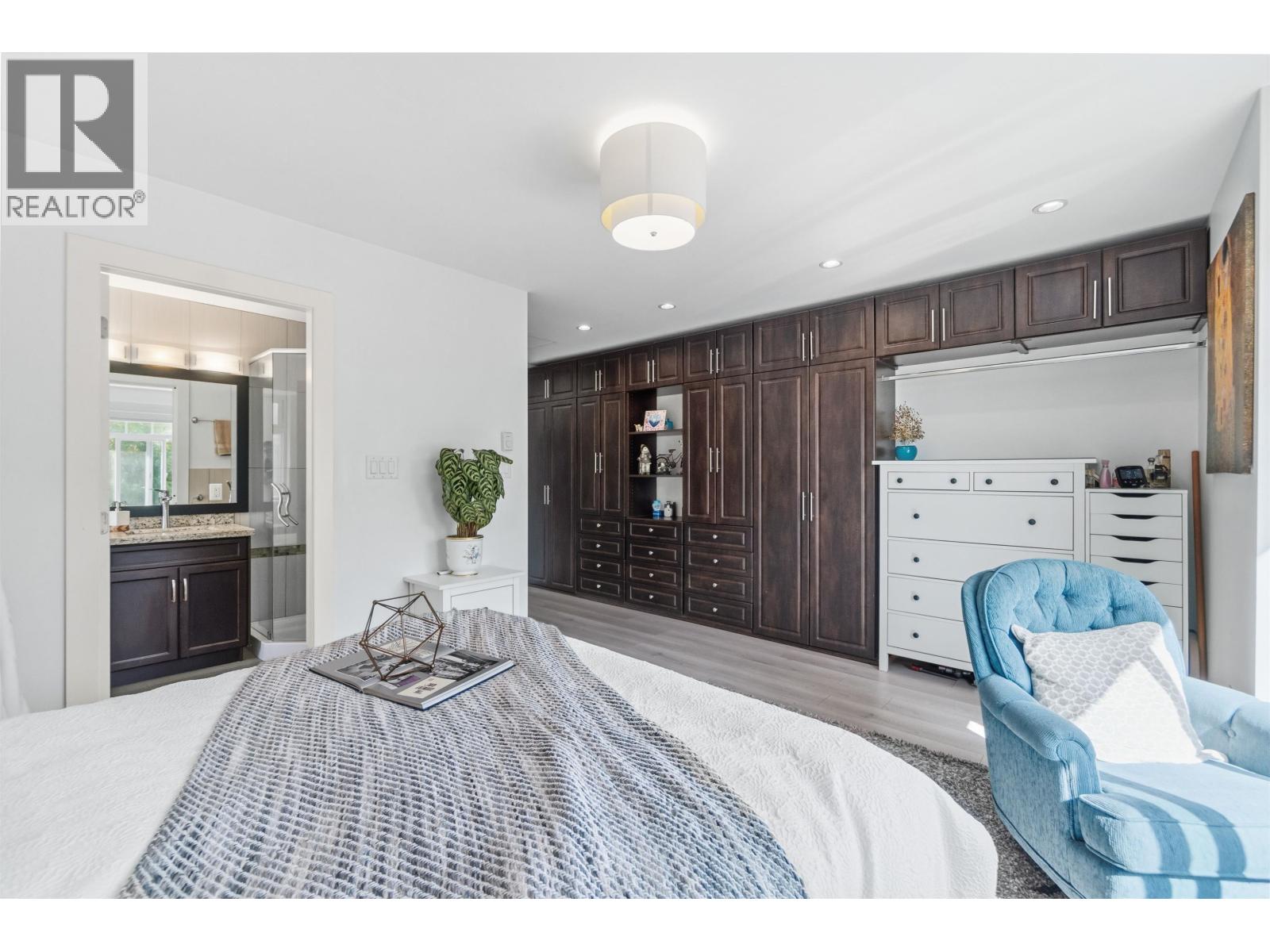 318 W 18th Street, North Vancouver, British Columbia  V7M 1W9 - Photo 18 - R3164936