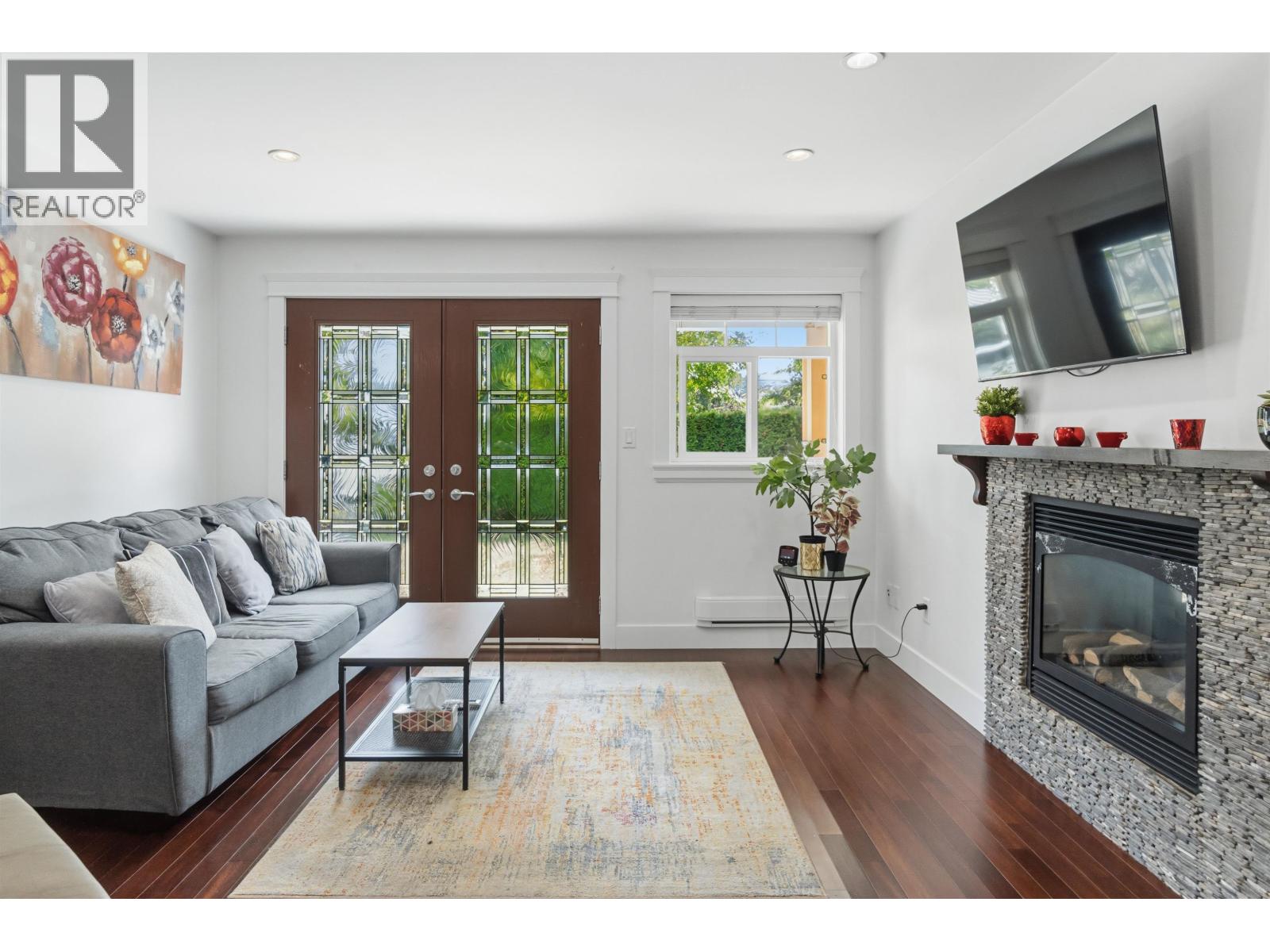 318 W 18th Street, North Vancouver, British Columbia  V7M 1W9 - Photo 26 - R3164936