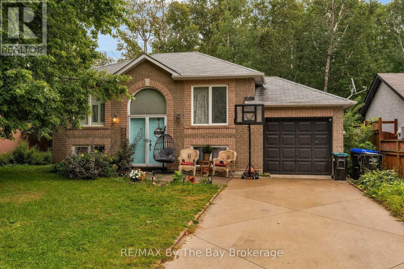 5 Brillinger Drive, Wasaga Beach, Ontario L9Z 1L4 - Photo 3 - S13781094