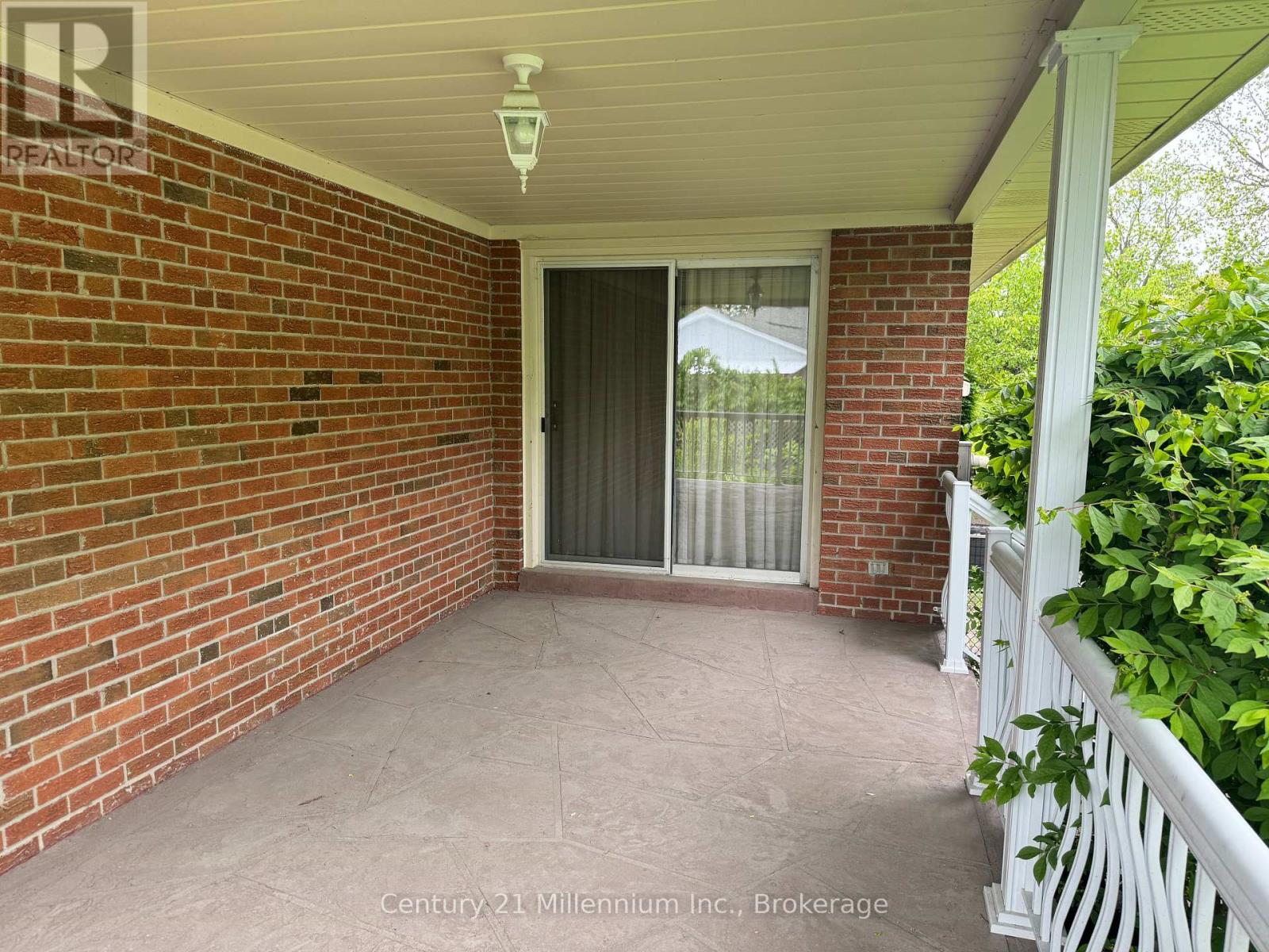 353 Chantenay Drive, Mississauga, Ontario  L5A 1E9 - Photo 14 - W13781086