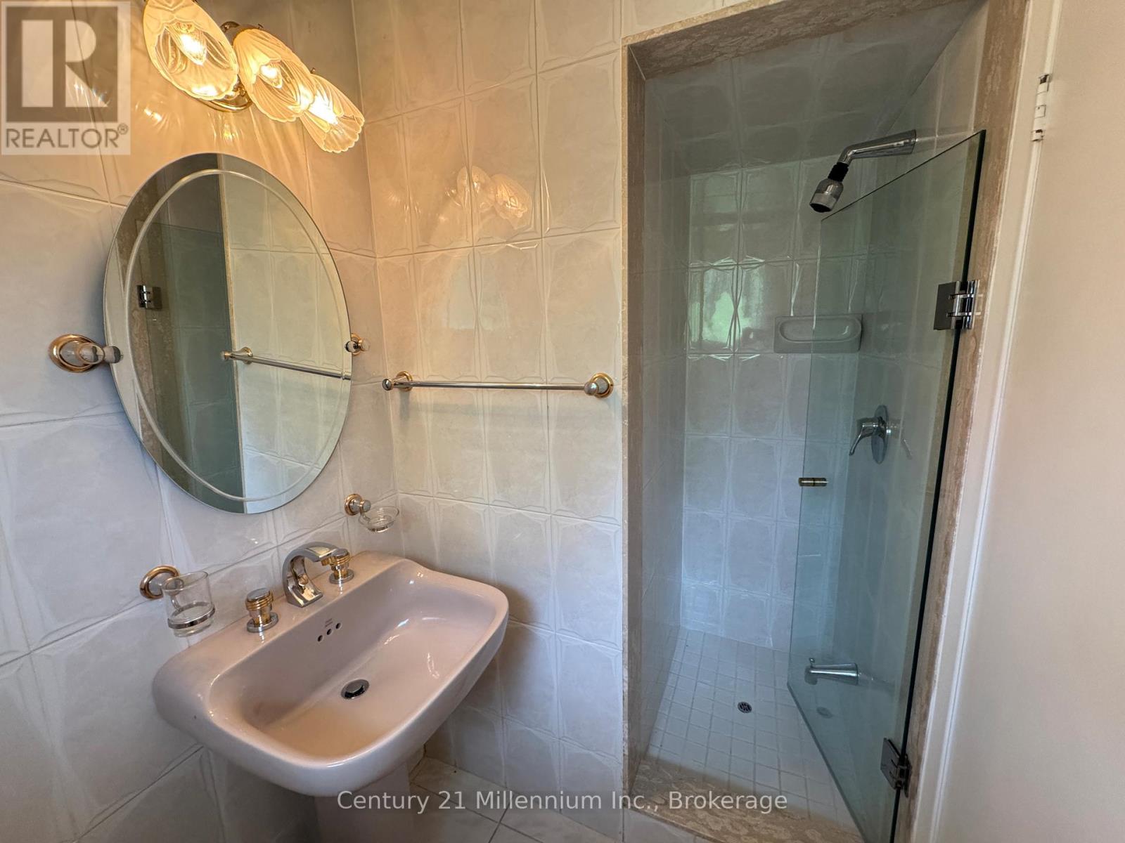 353 Chantenay Drive, Mississauga, Ontario  L5A 1E9 - Photo 22 - W13781086