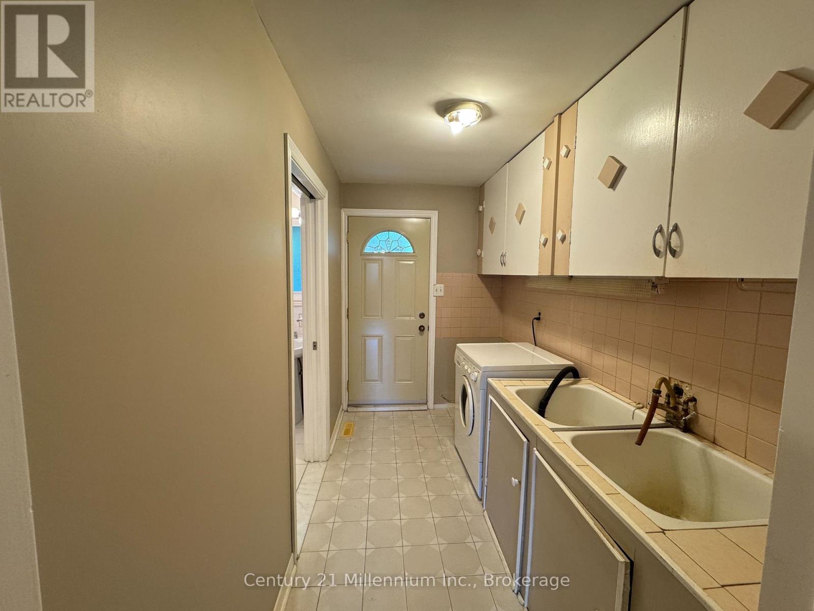353 Chantenay Drive, Mississauga, Ontario  L5A 1E9 - Photo 30 - W13781086