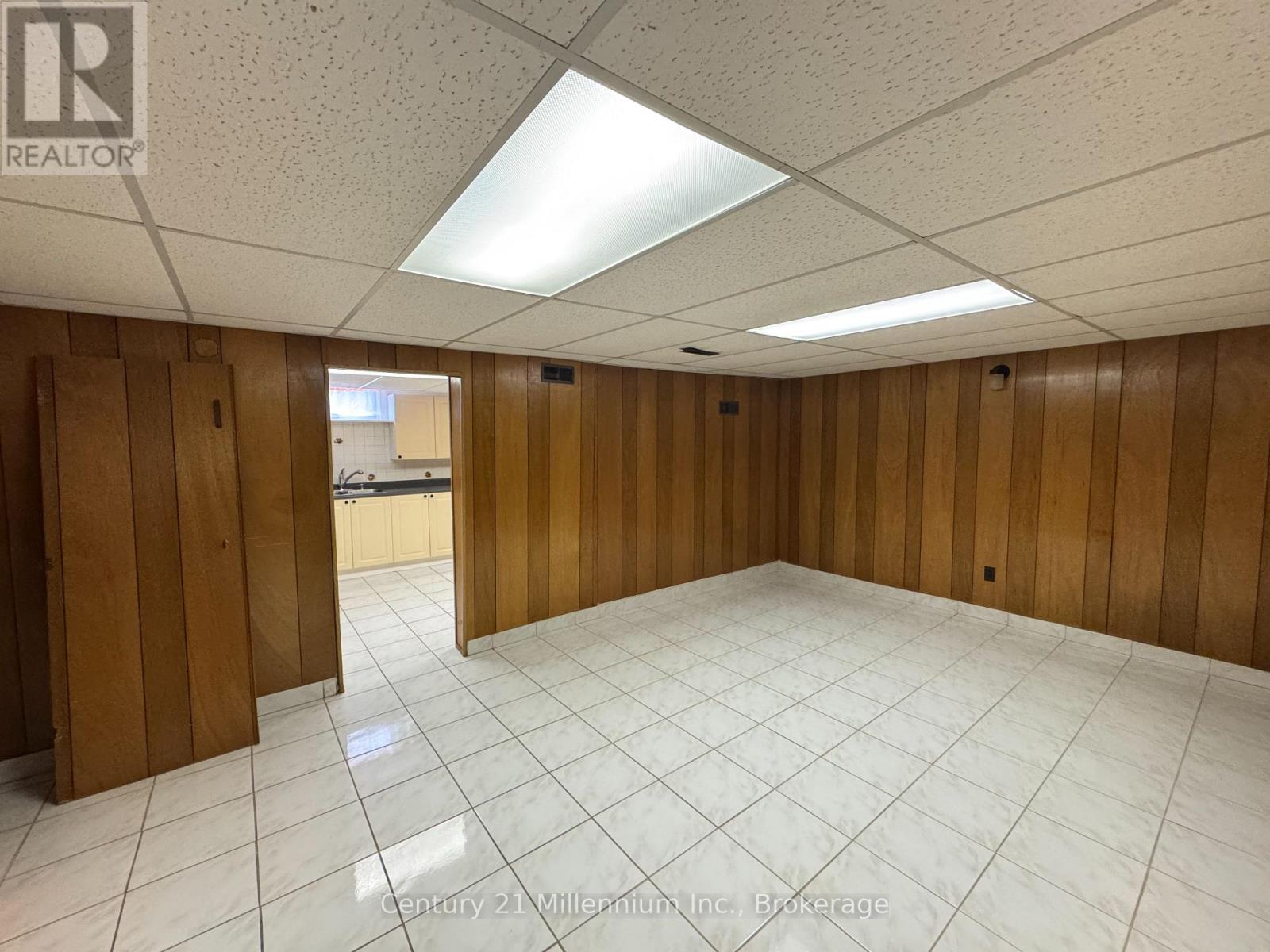 353 Chantenay Drive, Mississauga, Ontario  L5A 1E9 - Photo 37 - W13781086
