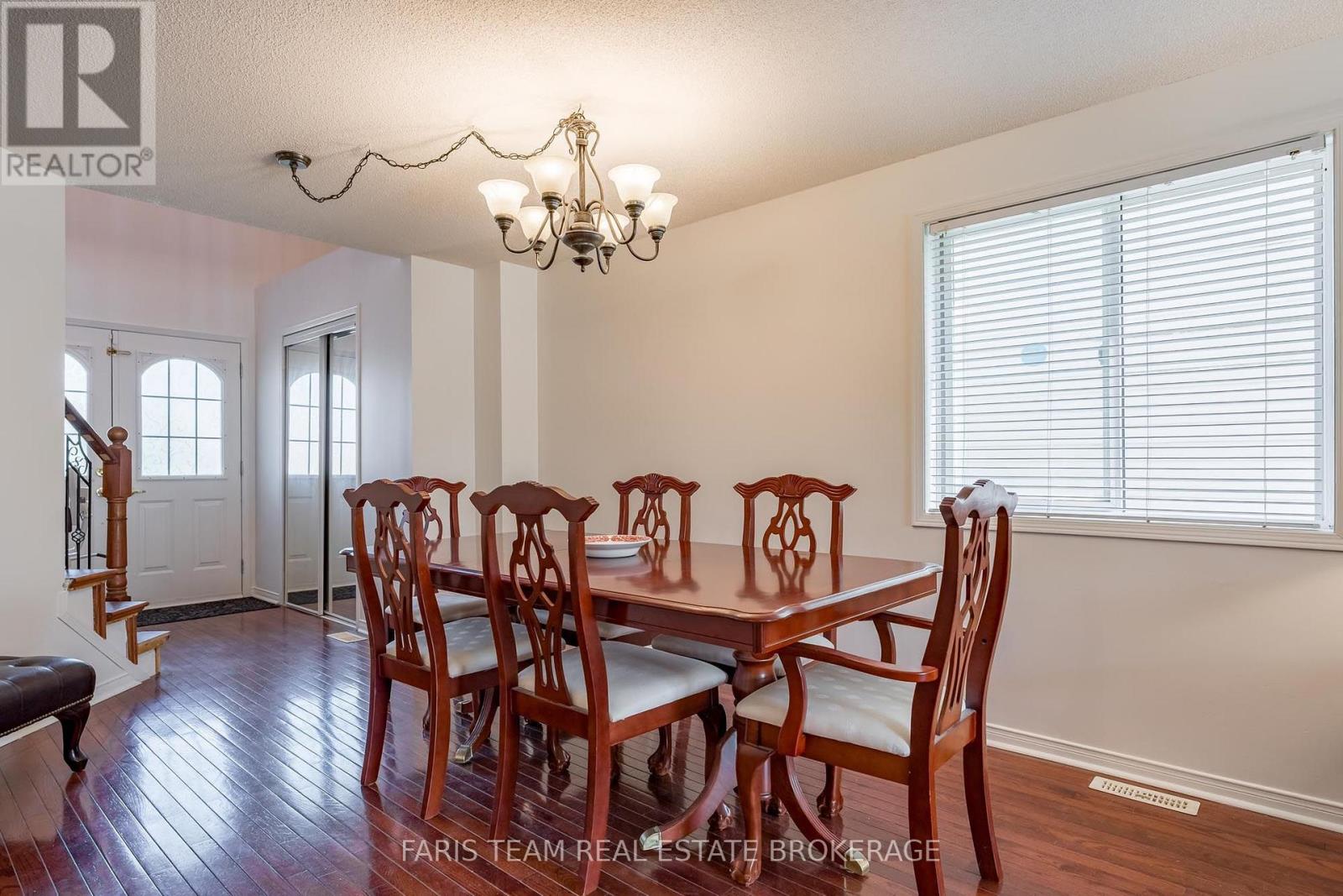 41 Willow Drive, Barrie (Holly), Ontario  L4N 8T1 - Photo 10 - S13781054